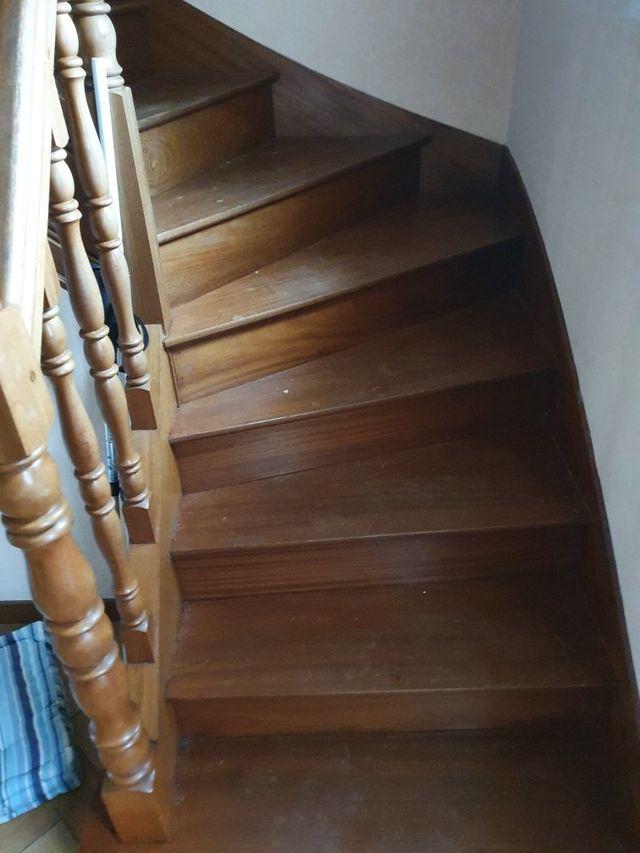 peinture décorative escaliers avant